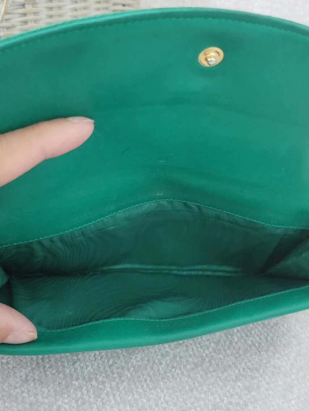 Chanel Caviar Wicked Green Pochette Crossbody Handbag